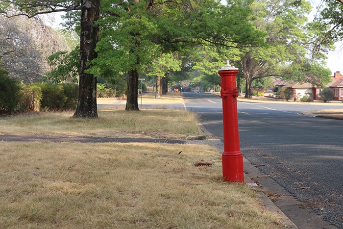 Pillar hydrant